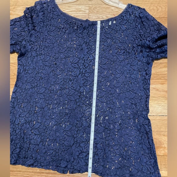 Ann Taylor LOFT Navy lace blouse, Medium - Picture 4 of 5